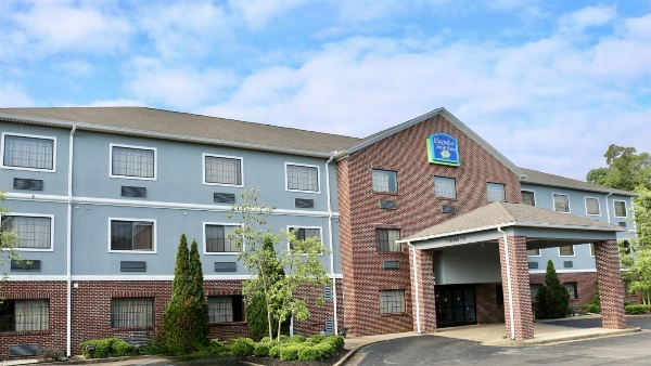 Magnolia Inn and Suites Olive Branch image 1